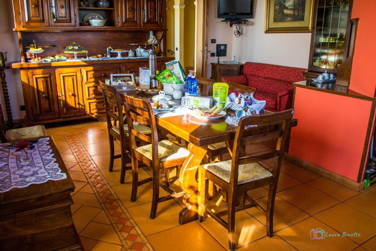 Antiche Vie B&B Serramazzoni Exterior photo