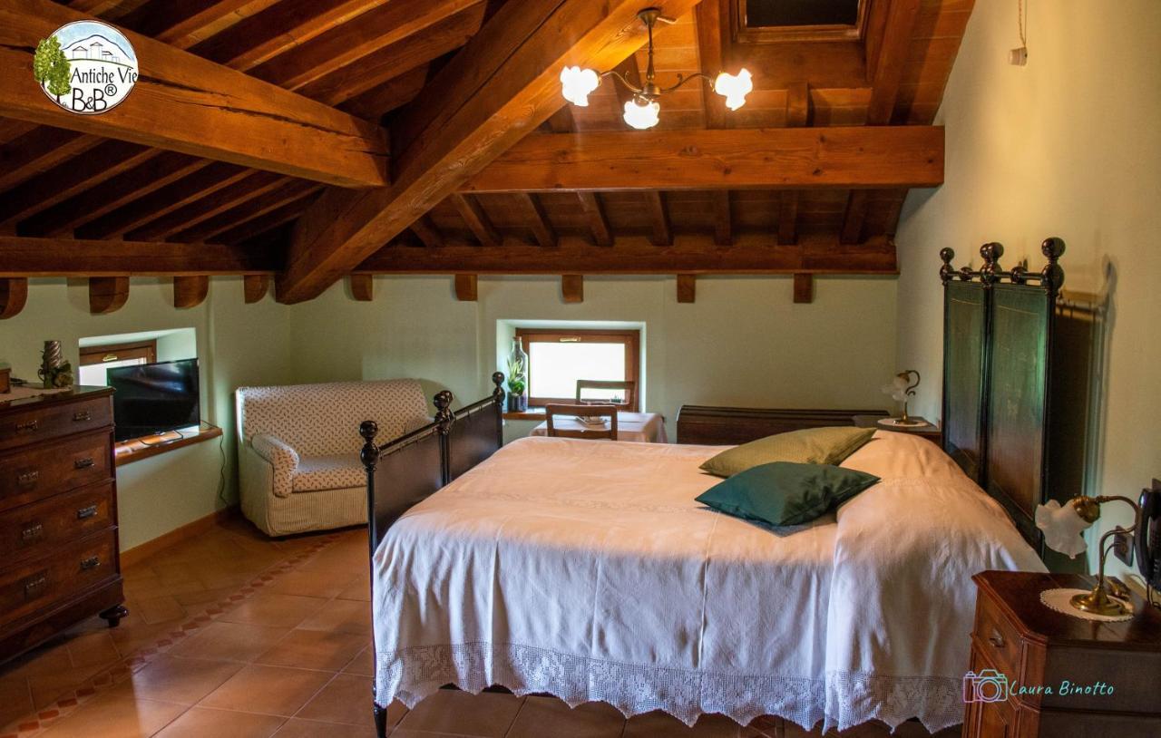 Antiche Vie B&B Serramazzoni Exterior photo